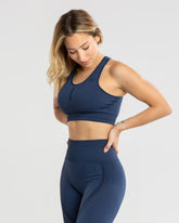 حمالة صدر رياضية بدون درزات من Renew | Moonlight Navy